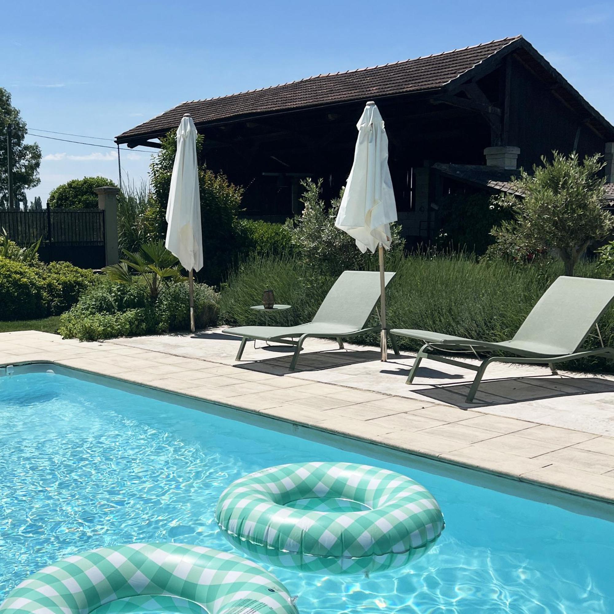 Maisonnette - La Clochette Lugon et l’Ile du Carney Exteriör bild